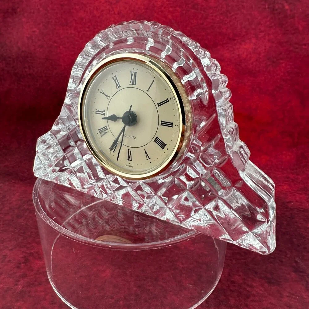 VINTAGE HAUSIN FINE 24% LEAD CRYSTAL QUARTZ CLOCK, HAND CUT FACETS, DOME STYLE